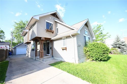 17725 Puritas Ave, Cleveland, OH, 44135-2549 | Card Image
