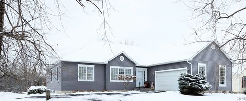 1412 Loomus Dr, Watertown, NY, 13601-4480 | Card Image