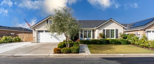 1765 Clearwater Street, Tulare, CA, 93274 | Card Image