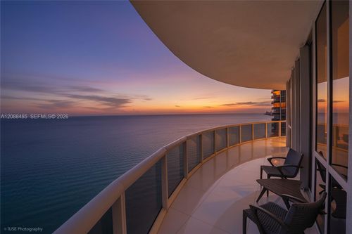 2701-15901 Collins Ave, Sunny Isles Beach, FL, 33160-4147 | Card Image