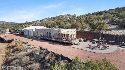 2932 N Skylight Dr, Kingman, AZ, 86401-8970 | Card Image