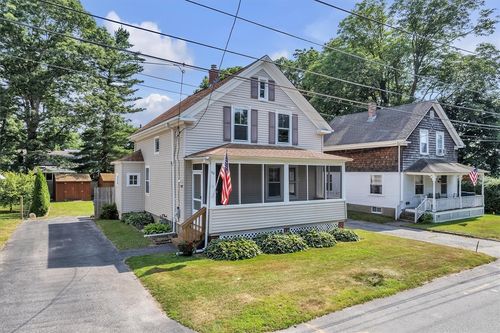 62 Maple St, Warren, RI, 02885-4103 | Card Image