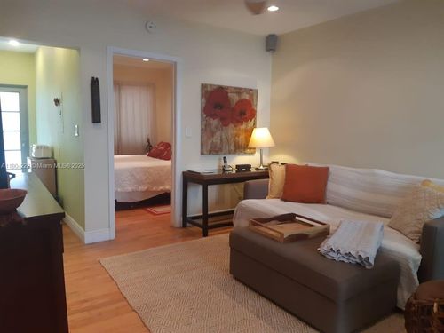 apt-3-744 Lenox Ave, Miami Beach, FL, 33139-5939 | Card Image