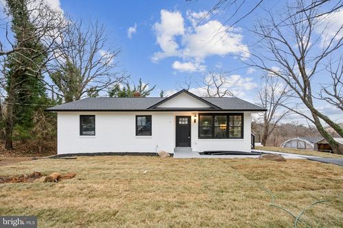 10111 Old Fort Rd, FORT WASHINGTON, MD, 20744-4046 | Card Image