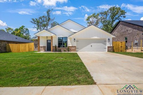 16322 Crossing Cir, Lindale, TX, 75771 | Card Image