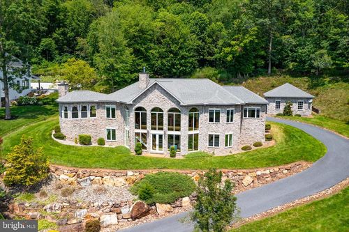 522 Halyard Way, ENOLA, PA, 17025-1329 | Card Image