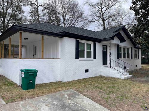 94 S Union St, Hawkinsville, GA, 31036-4623 | Card Image