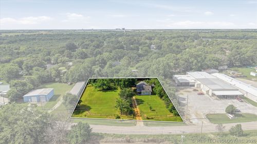 3615 W Arkansas Street, Durant, OK, 74701 | Card Image