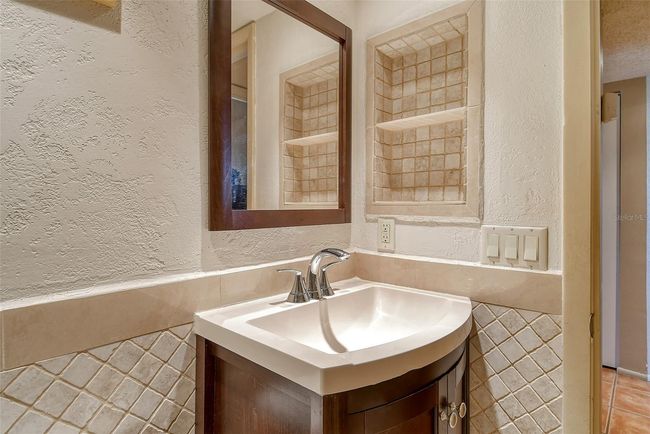 APT-310 - 835 S Osprey Ave, Condo with 2 bedrooms, 2 bathrooms and null parking in SARASOTA FL | Image 35