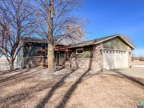 26481 487th Ave Avenue, Valley Springs, SD, 57068 | Card Image