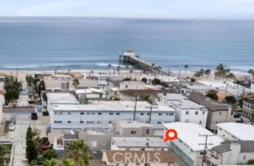 326 10th Pl, Manhattan Beach, CA, 90266-5416 | Card Image