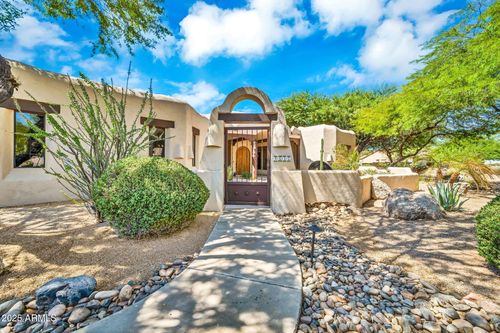 9637 W Avenida Del Sol, Peoria, AZ, 85383-1155 | Card Image
