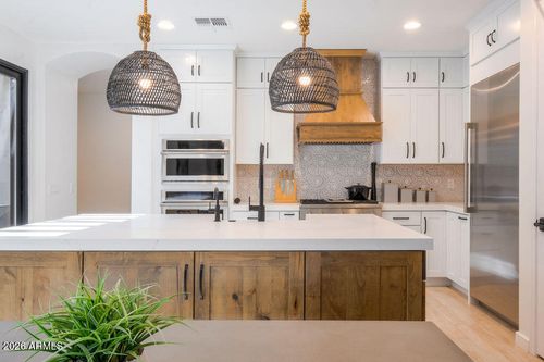 3923 E Galveston St, Gilbert, AZ, 85295-0111 | Card Image