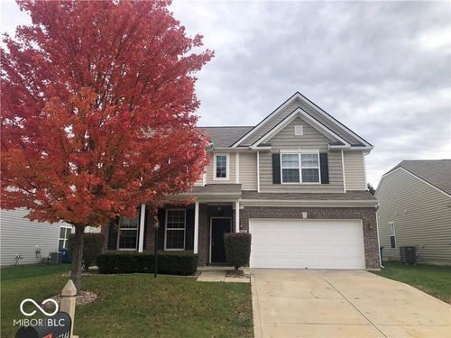 15244 Dry Creek Rd, Noblesville, IN, 46060-4642 | Card Image