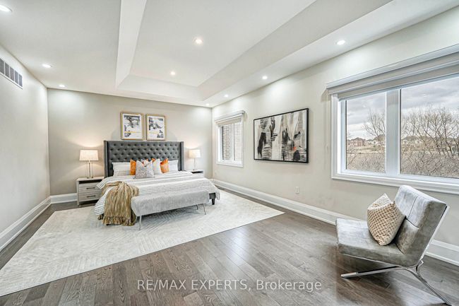 1343 Klondike Dr, House other with 5 bedrooms, 4 bathrooms and 5 parking in Oshawa ON | Image 19