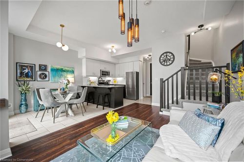 at6-53 Arthur St S, Guelph, ON, N1E0P5 | Card Image