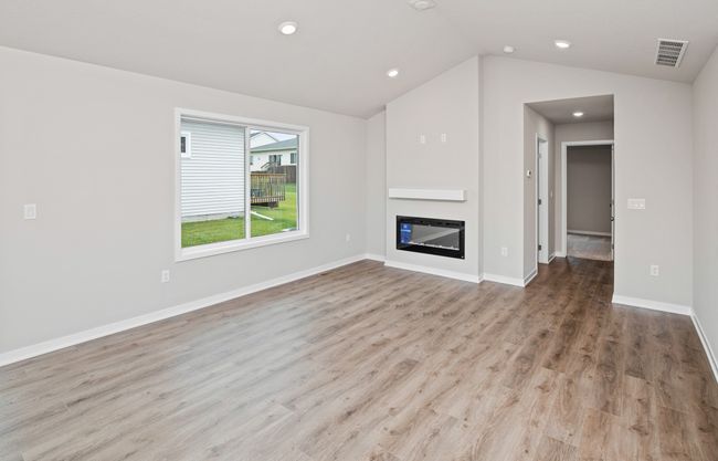 815 Linden St, Condo with 3 bedrooms, 3 bathrooms and null parking in Carlisle IA | Image 14