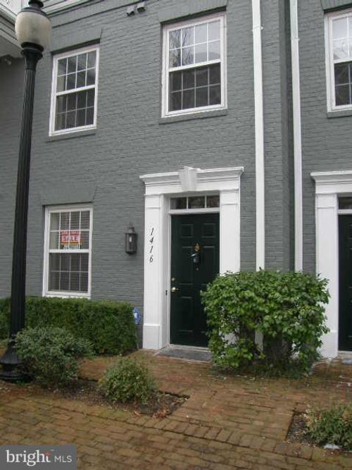 1416 Roundhouse Ln, ALEXANDRIA, VA, 22314-5923 | Card Image