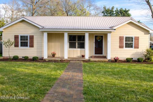 502 Feltus Blvd, Leland, MS, 38756-2608 | Card Image