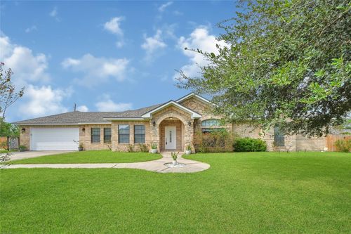 319 Pinedale Ave, Arcola, TX, 77583-2736 | Card Image