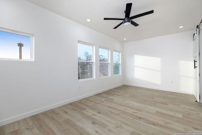 102 - 310 S Mesquite St, Townhouse with 3 bedrooms, 4 bathrooms and null parking in San Antonio TX | Image 23