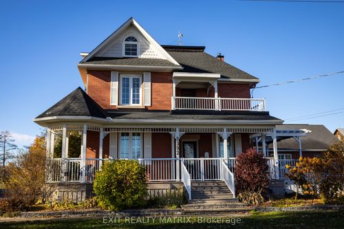 2392 8th Line Rd, Metcalfe, ON, K0A2P0 | Card Image