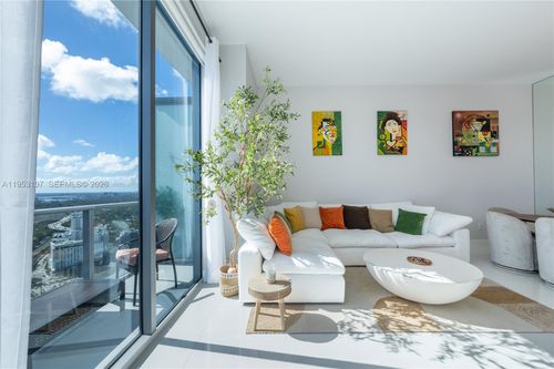 apt-4203-1100 S Miami Ave, Miami, FL, 33130-4181 | Card Image