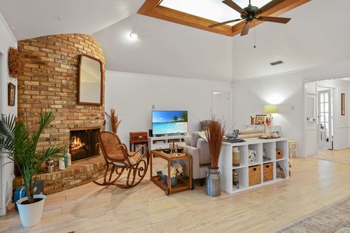 621 Harvest Glen Dr, Richardson, TX, 75081-5643 | Card Image