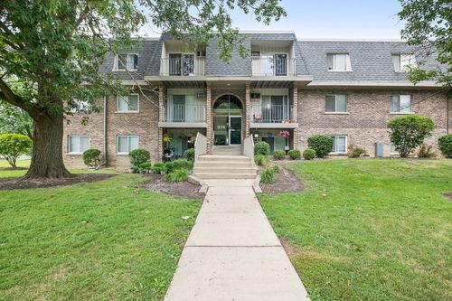 apt-308-974 Crabapple Dr, Prospect Heights, IL, 60070-2332 | Card Image