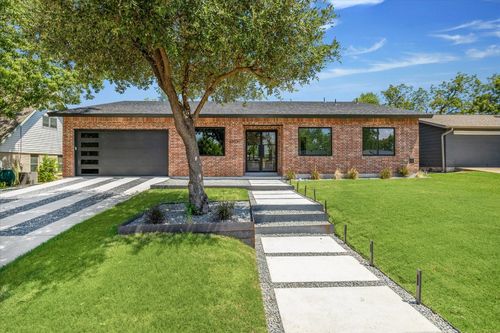 6805 Duquesne Dr, Austin, TX, 78723-1326 | Card Image