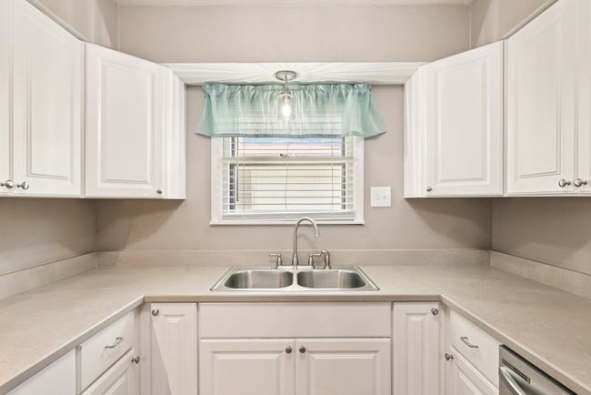 213 N 38 Th St, House other with 3 bedrooms, 1 bathrooms and null parking in Corsicana TX | Image 14