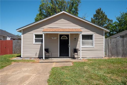 3851 Sugar Creek Lane, Portsmouth, VA, 23703 | Card Image