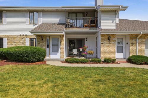 1440 Fox Tail Dr, Mount Pleasant, WI, 53406-5758 | Card Image