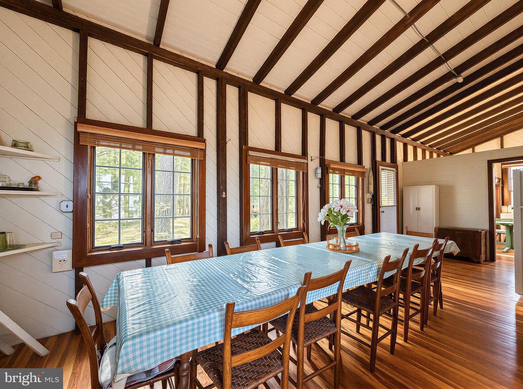 Residential in TALL TIMBERS 4
