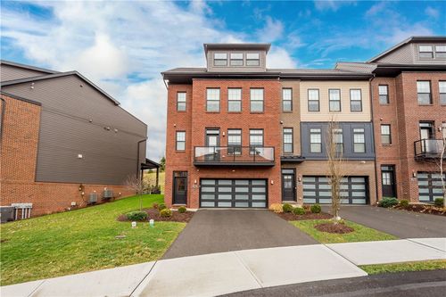 423 Magnolia Dr, Venetia, PA, 15367-1712 | Card Image