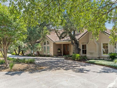 2 Galleria Dr, San Antonio, TX, 78257-1213 | Card Image