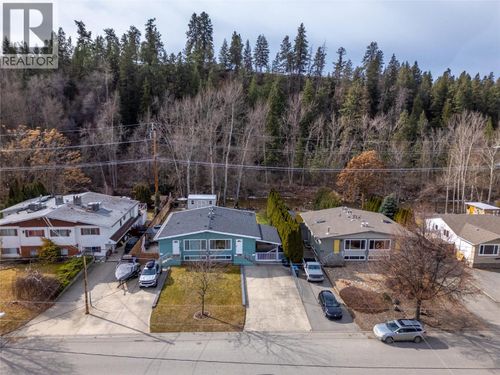 1357 Creekside Rd, Kelowna, BC, V1X1B2 | Card Image