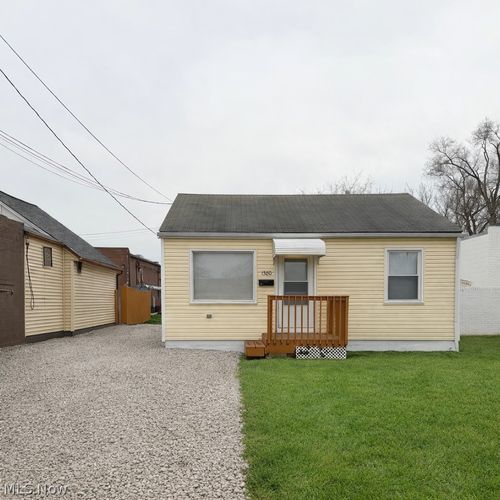 1380 E 345th St, Eastlake, OH, 44095-3021 | Card Image