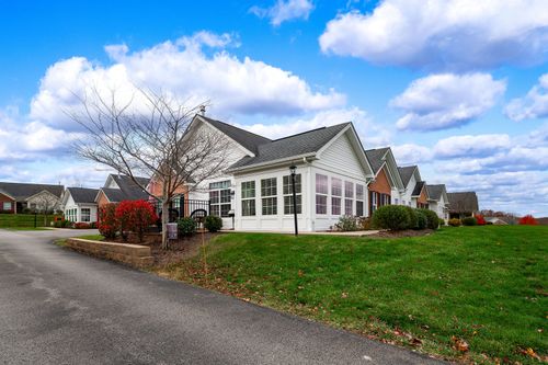 1031 Silver Oak Dr, Renfrew, PA, 16053-9250 | Card Image