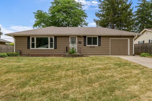1811 Randolph Dr, Rockford, IL, 61103-1922 | Card Image