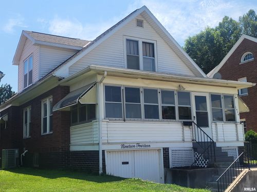 1914 Jefferson St, Quincy, IL, 62301-5653 | Card Image