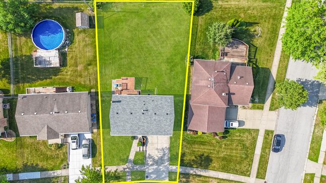19 Lot | Image 19