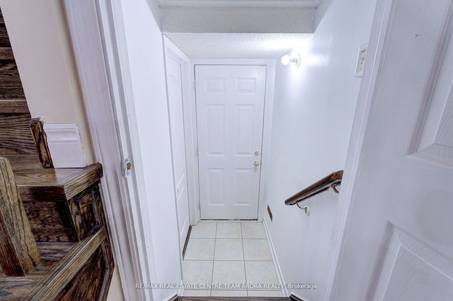 27 Beresford Cres, House other with 5 bedrooms, 4 bathrooms and 4 parking in Brampton ON | Image 32
