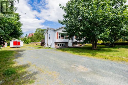 21 Quiltys Rd, Paradise, NL, A1L3K7 | Card Image