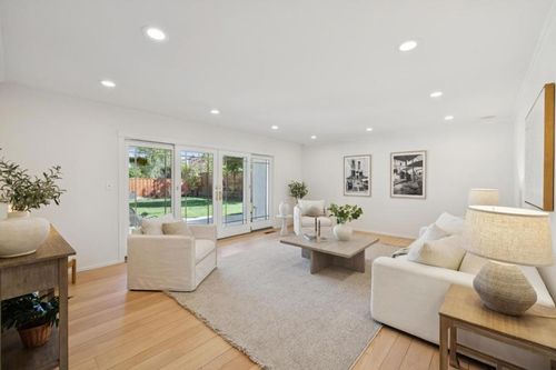 822 Amber Ln, Los Altos, CA, 94024-4617 | Card Image