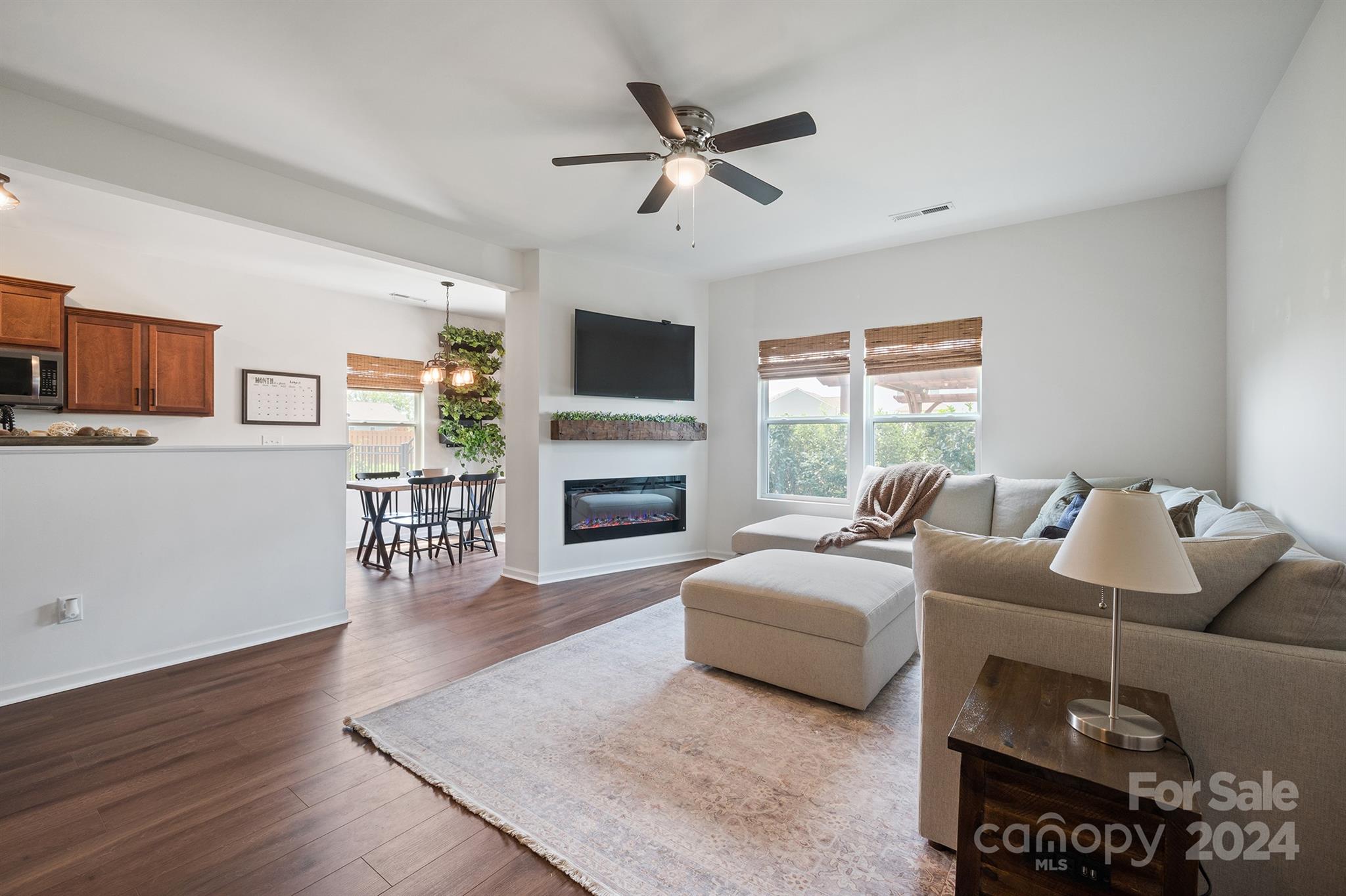 Hidden Lakes Rd, Statesville, NC 28677