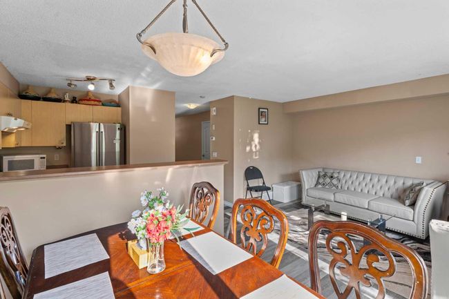 64 Citadel Meadow Gdns Nw, Townhouse with 3 bedrooms, 3 bathrooms and 2 parking in Calgary AB | Image 9
