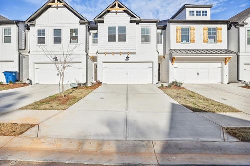 240 Auburn Valley Way, Auburn, GA, 30011-5000 | Card Image