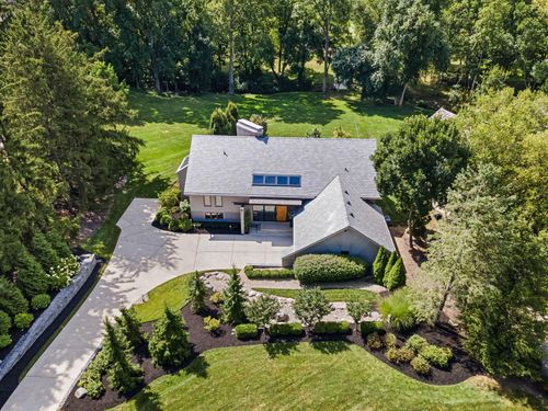 5329 Loch Leven Ct, Dublin, OH, 43017-9423 | Card Image