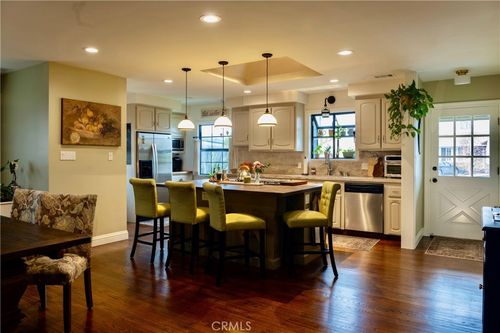 6332 Bigelow St, Lakewood, CA, 90713-1701 | Card Image